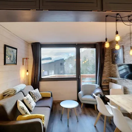 Beau Renove 3 Pers, Balcon, Skis Aux Pieds, Parking Gratuit, 2 Etoiles - Fr-1-178-134 *